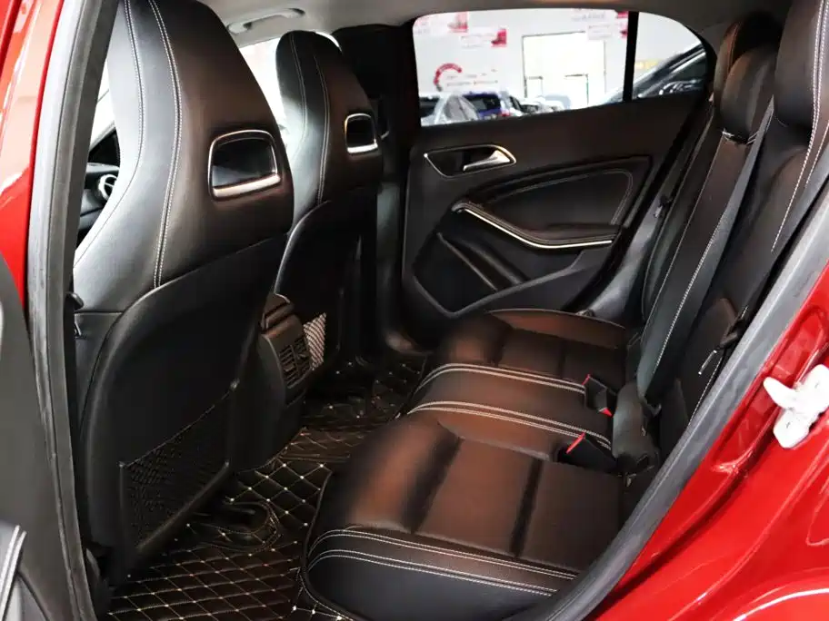Mercedes-Benz GLA — миниатюра 5