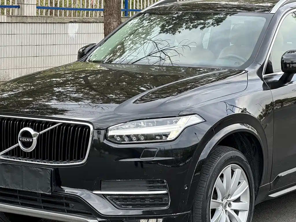 Volvo XC90 2016