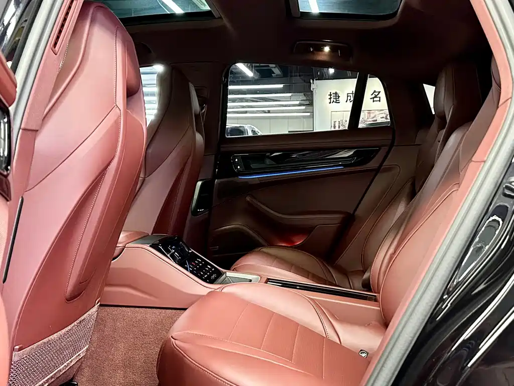 Porsche Panamera — миниатюра 6