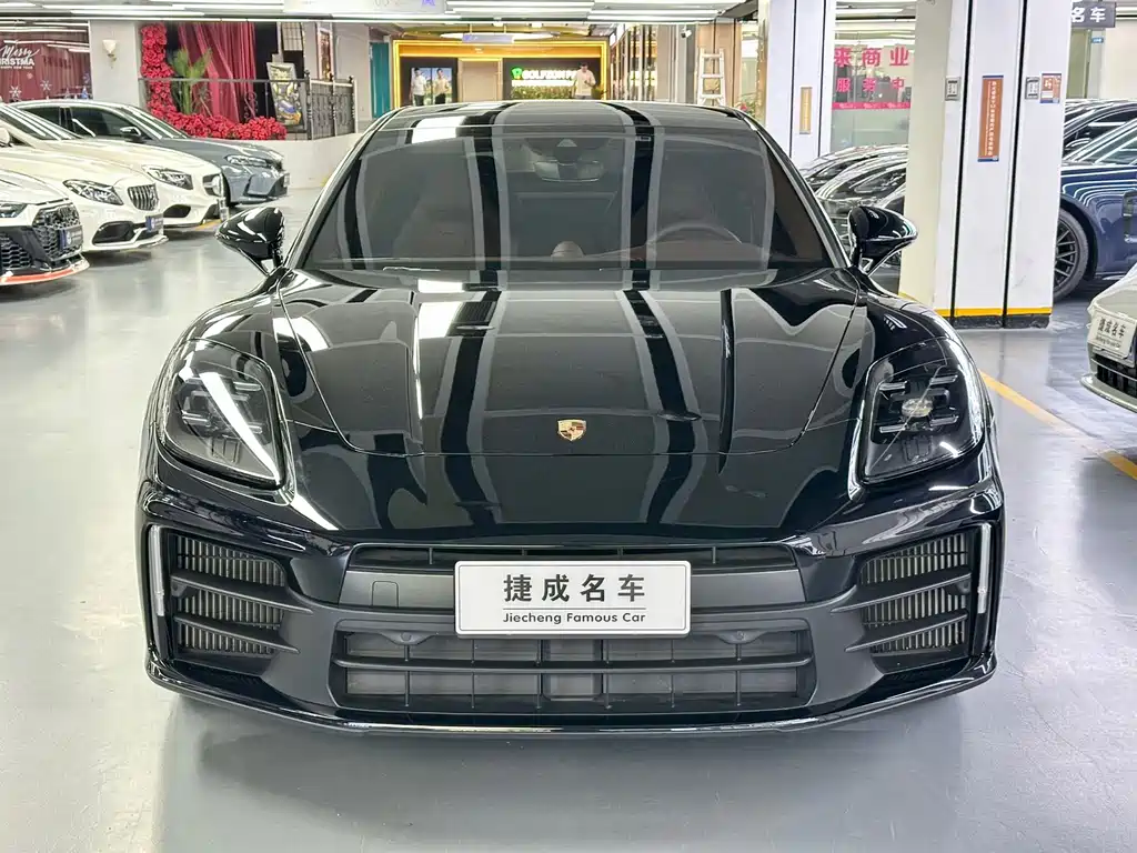 Porsche Panamera — миниатюра 2
