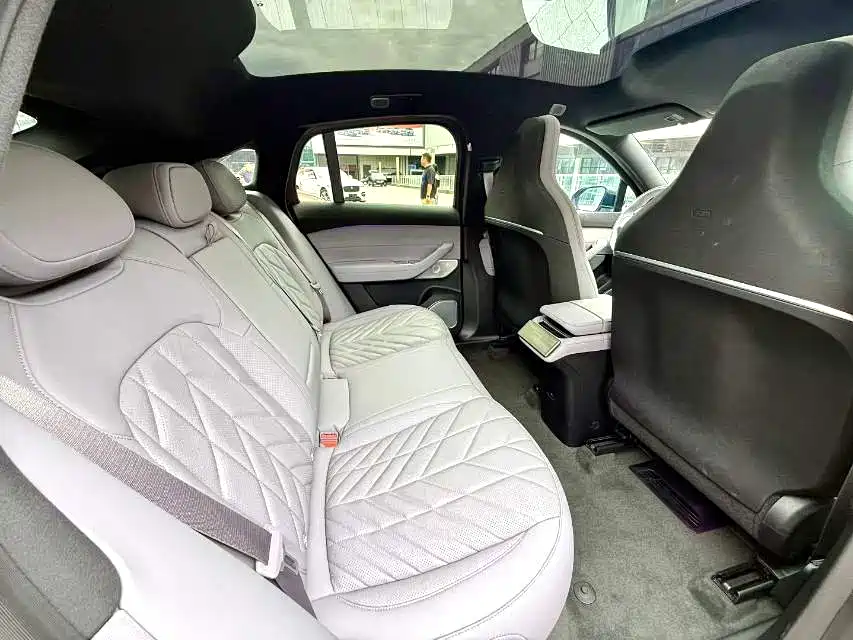 NIO EC6 — миниатюра 6