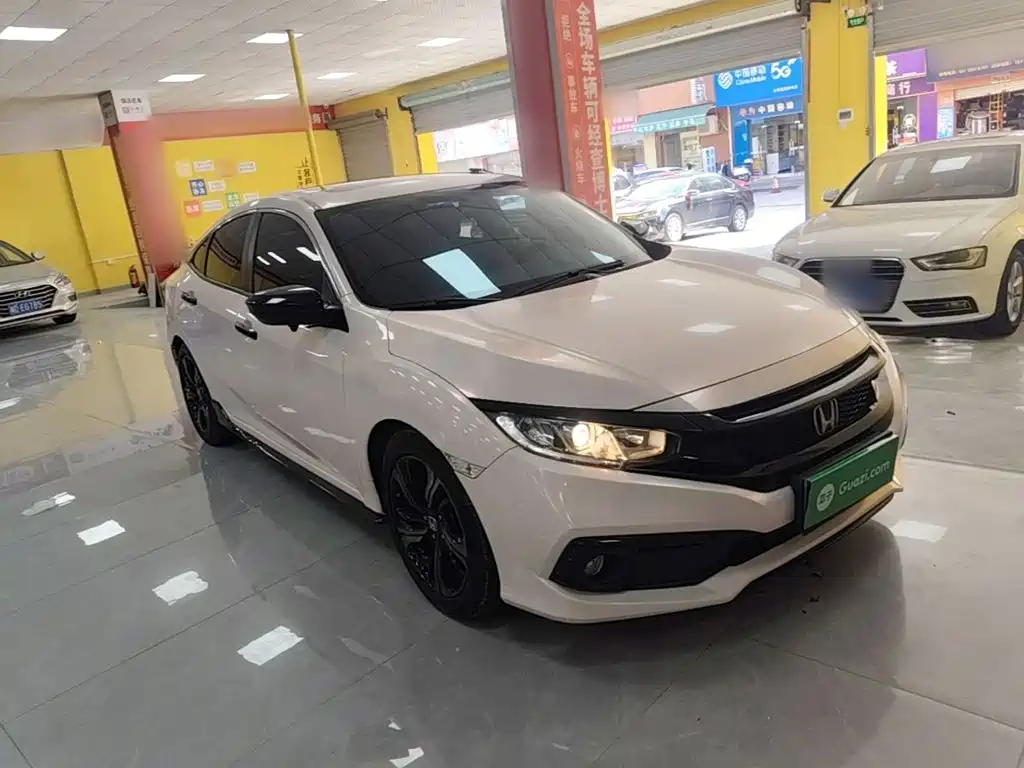 Honda Civic — миниатюра 4