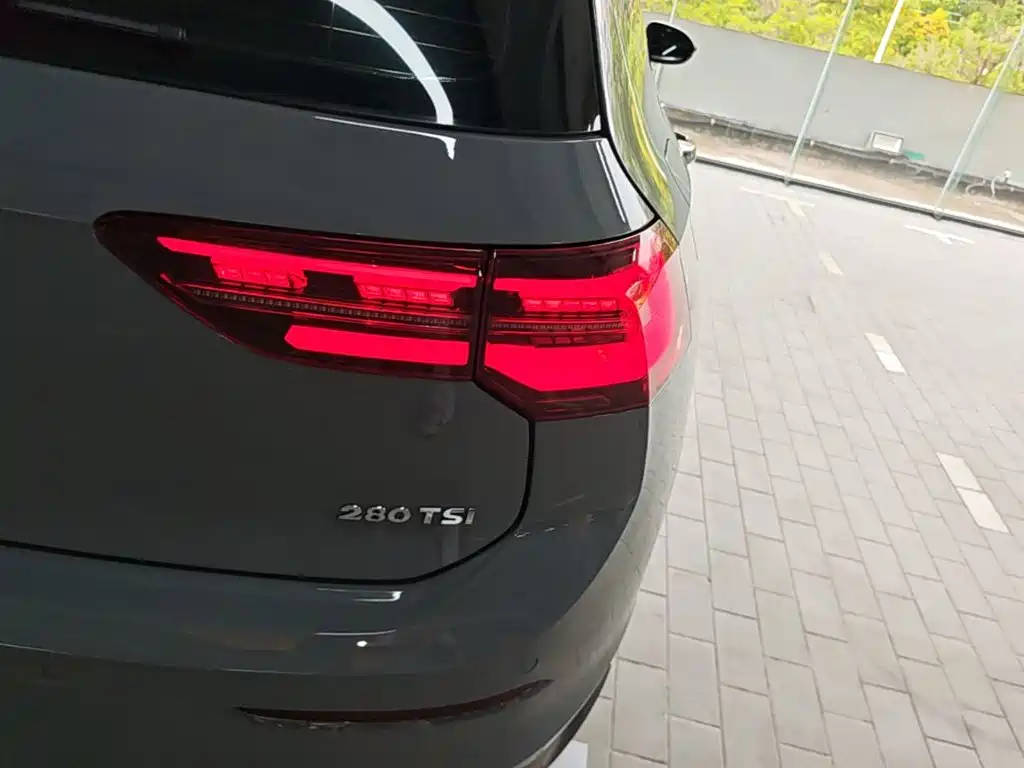 Volkswagen Golf — миниатюра 8