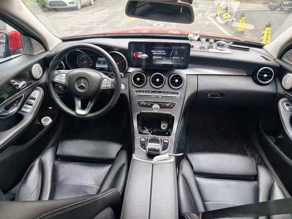 Mercedes-Benz C-Class — миниатюра 4