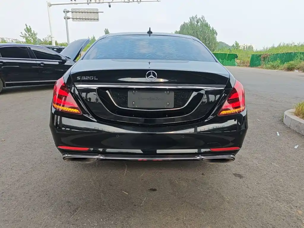 Mercedes-Benz S-Class — миниатюра 6