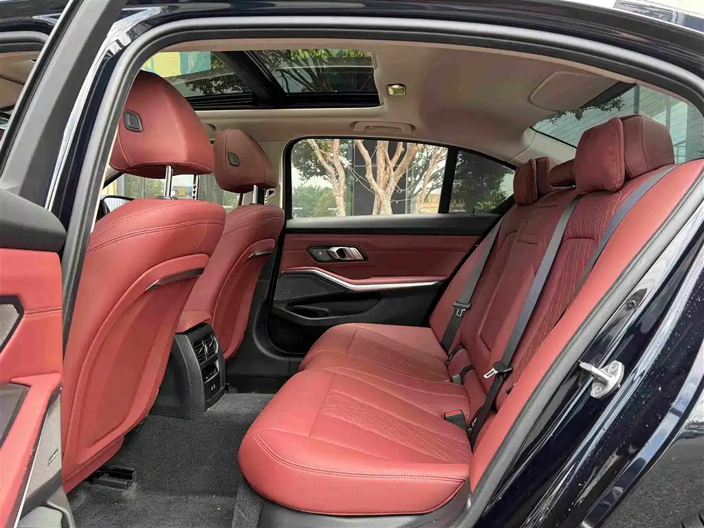 BMW 3 Series — миниатюра 3