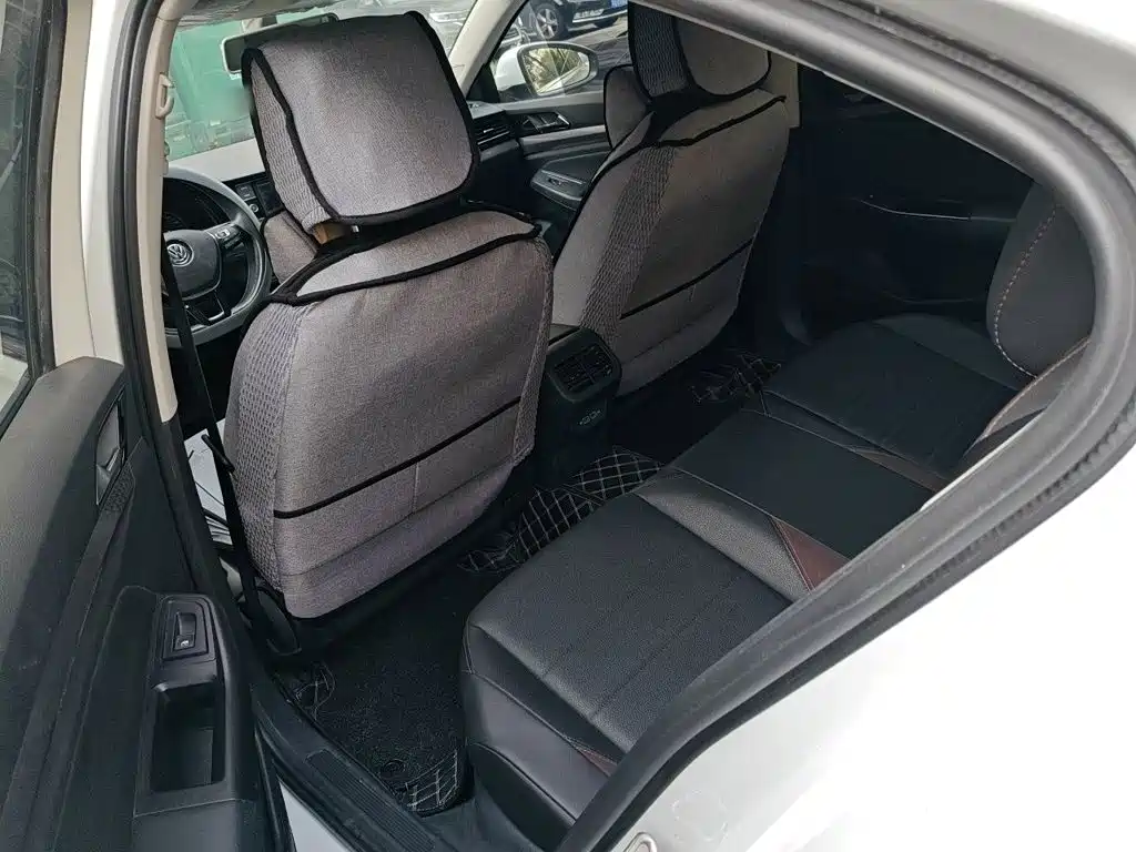 Volkswagen Bora — миниатюра 15