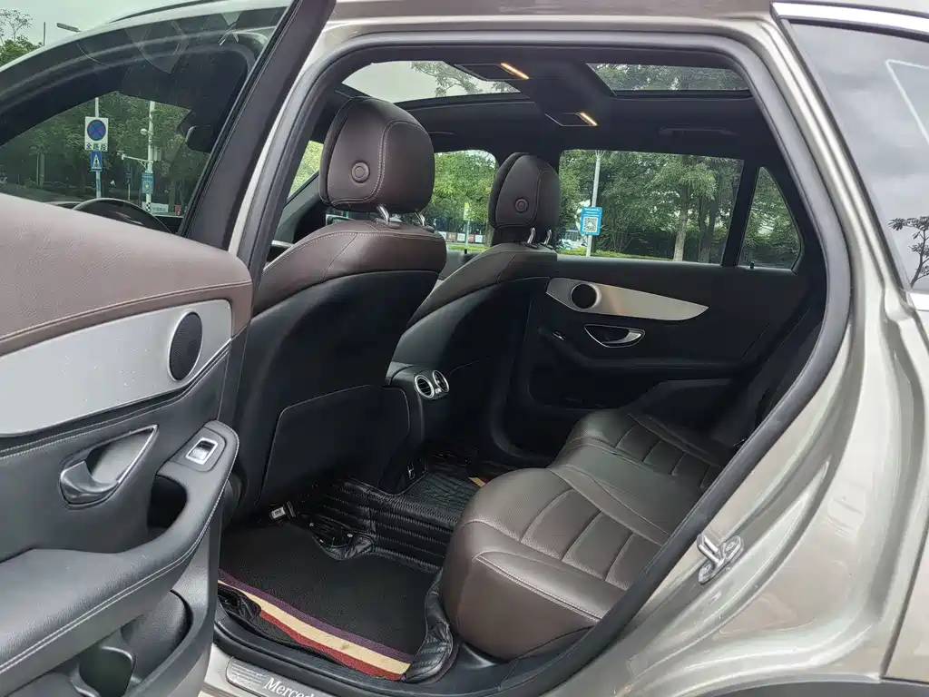Mercedes-Benz GLC — миниатюра 13