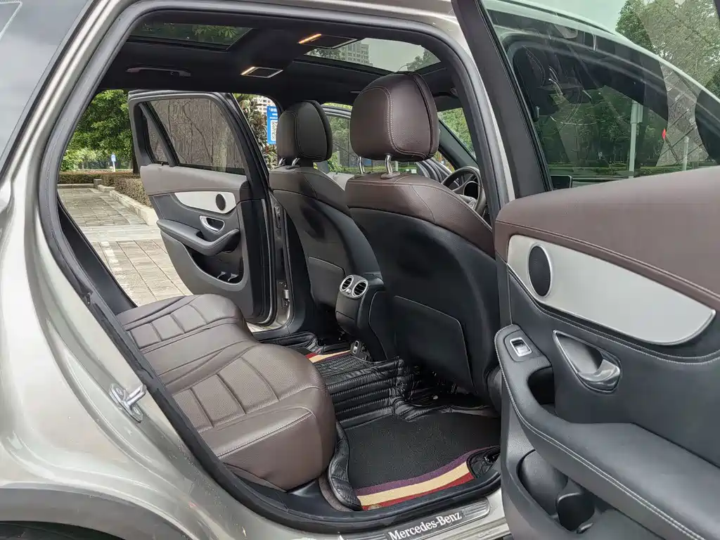 Mercedes-Benz GLC — миниатюра 16