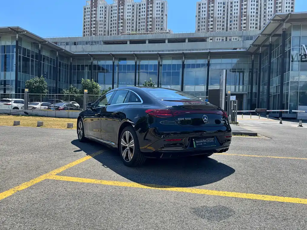 Mercedes-Benz EQE — миниатюра 24