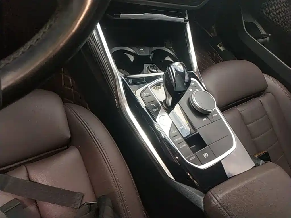 BMW 3 Series — миниатюра 14