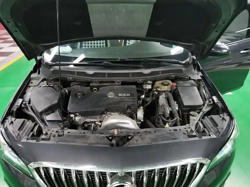 Buick Verano — миниатюра 17