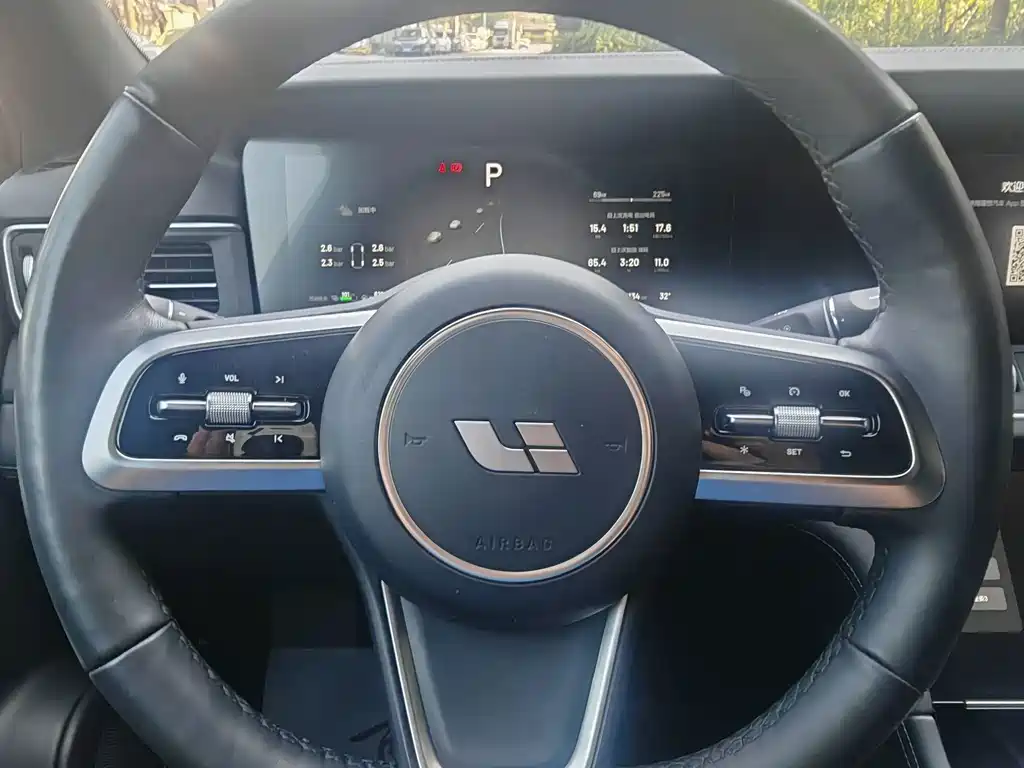 Li Auto Li ONE — миниатюра 12