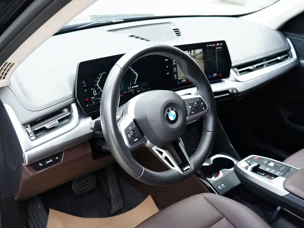 BMW X1 — миниатюра 12