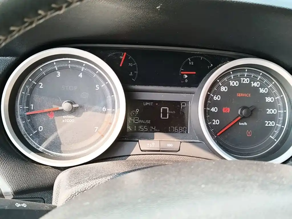 Peugeot 408 — миниатюра 12