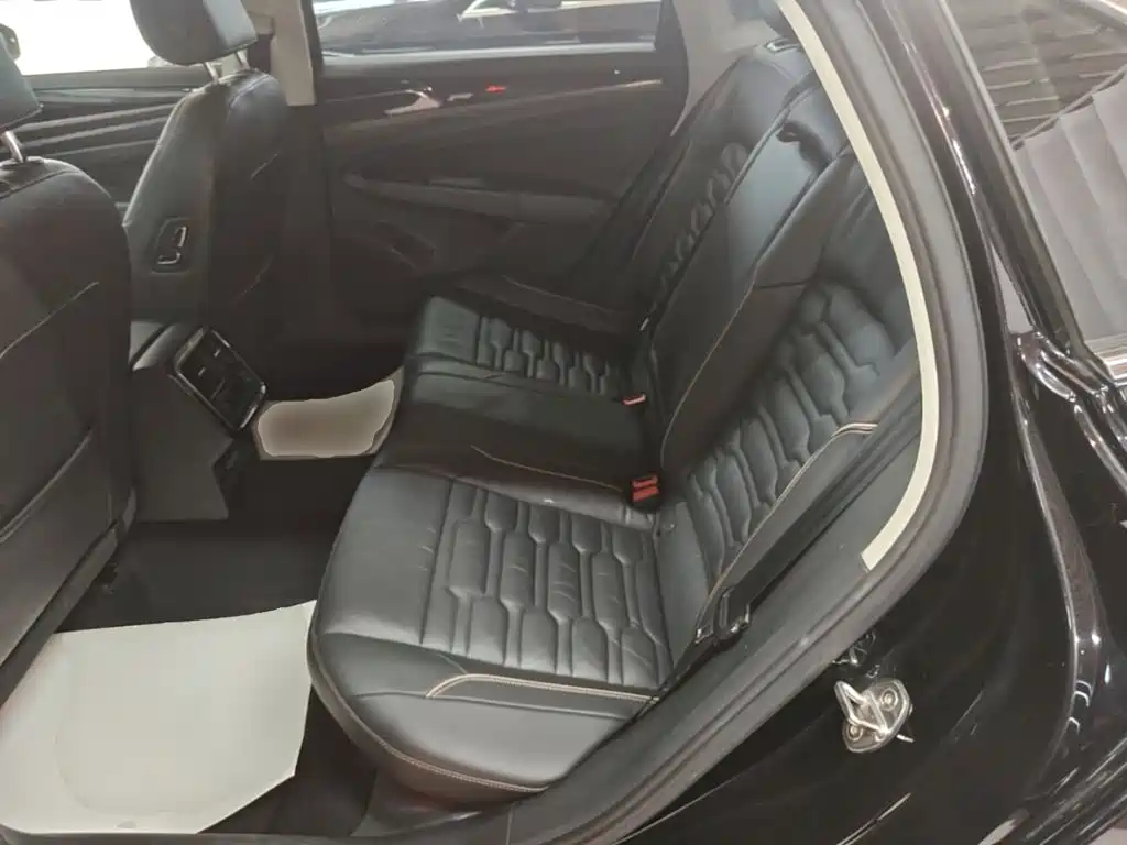 Volkswagen Passat — миниатюра 17