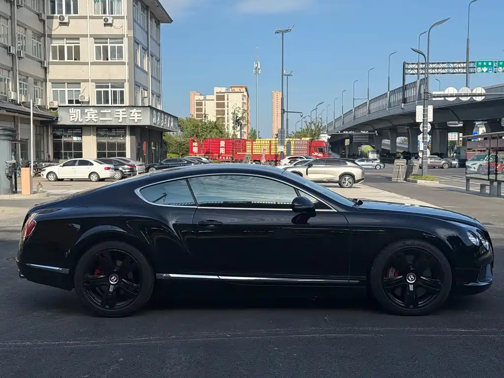 Bentley Continental — миниатюра 3