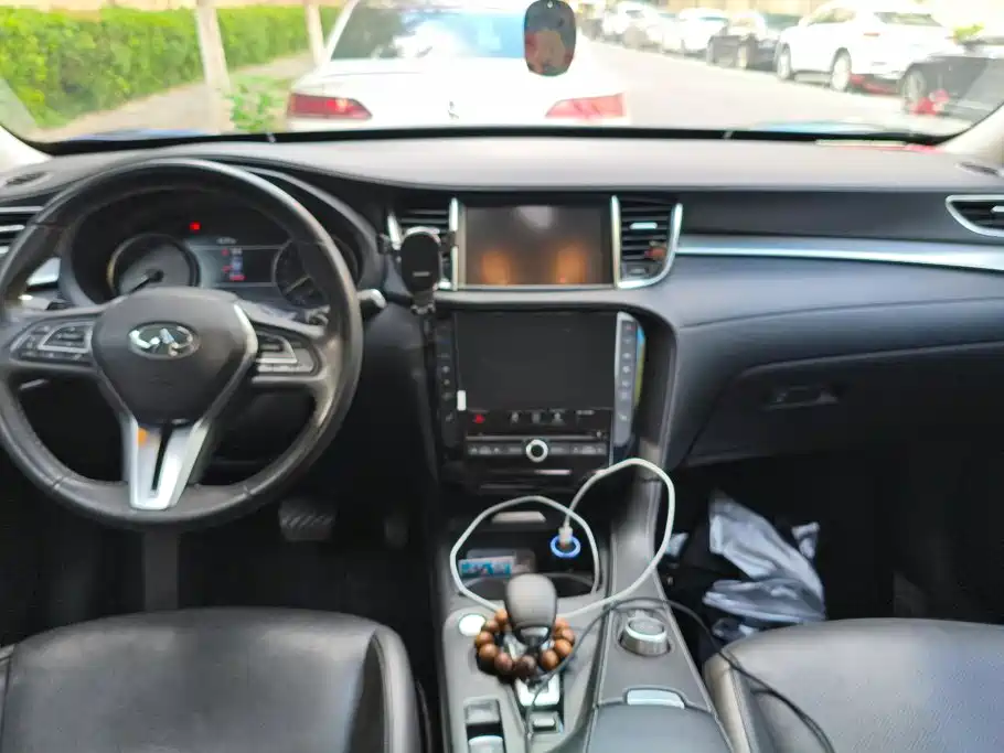 Infiniti QX50 — миниатюра 12
