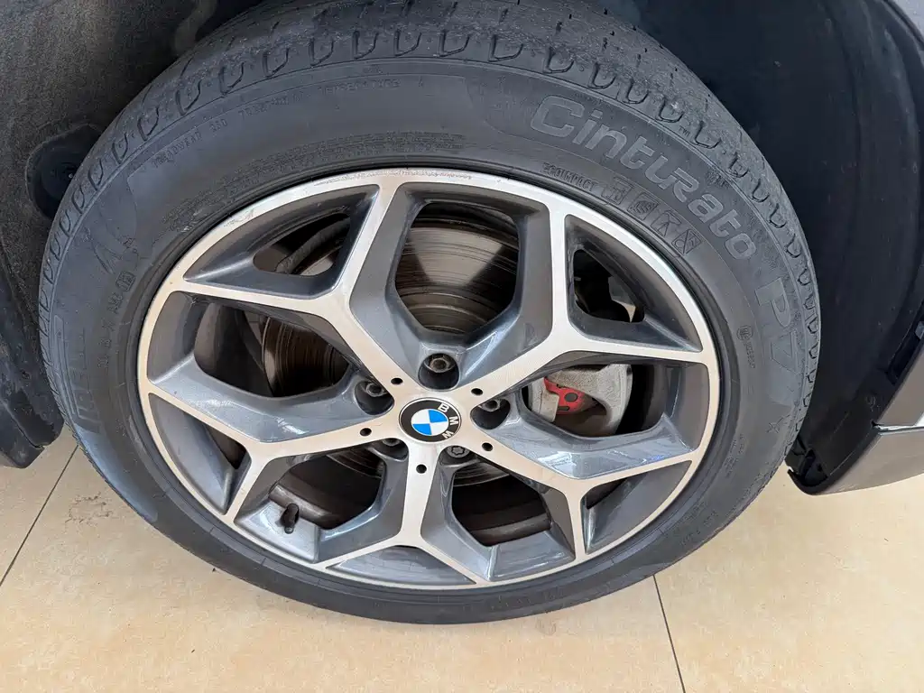 BMW X1 — миниатюра 7