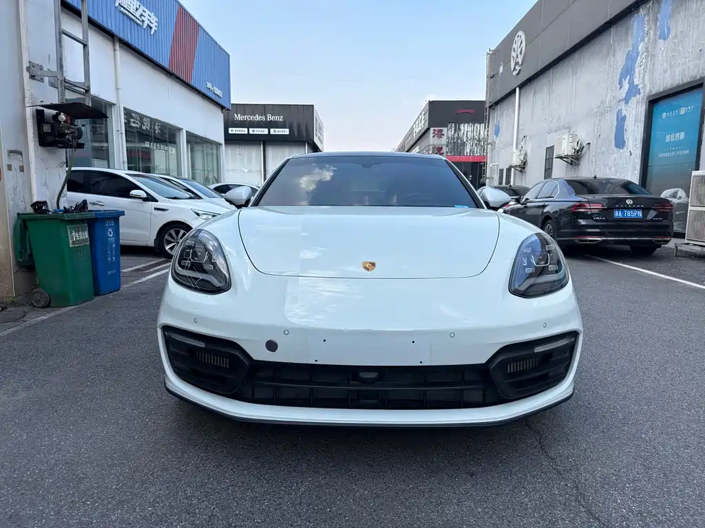 Porsche Panamera — миниатюра 2