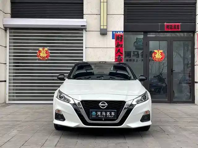 NISSAN TEANA 2022