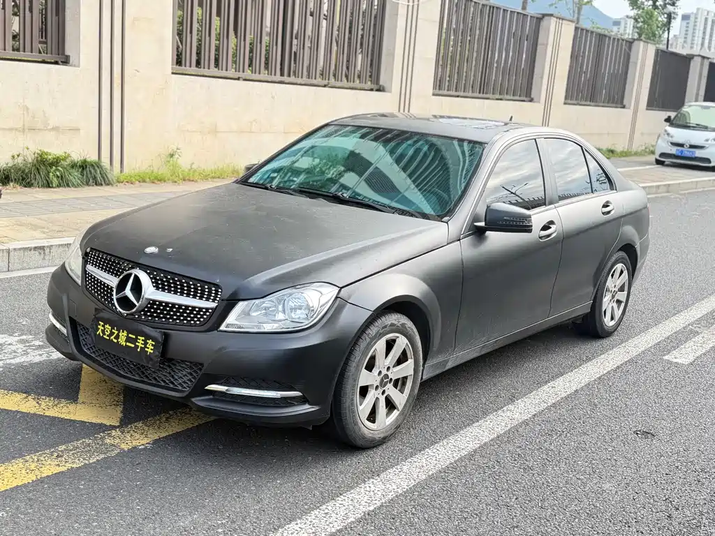 Mercedes-Benz C-Class — миниатюра 4