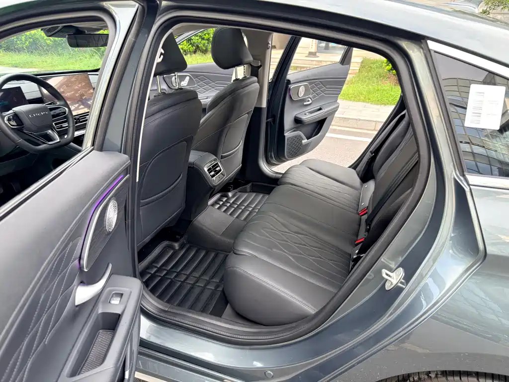 Chery Arrizo 8 PRO — миниатюра 9