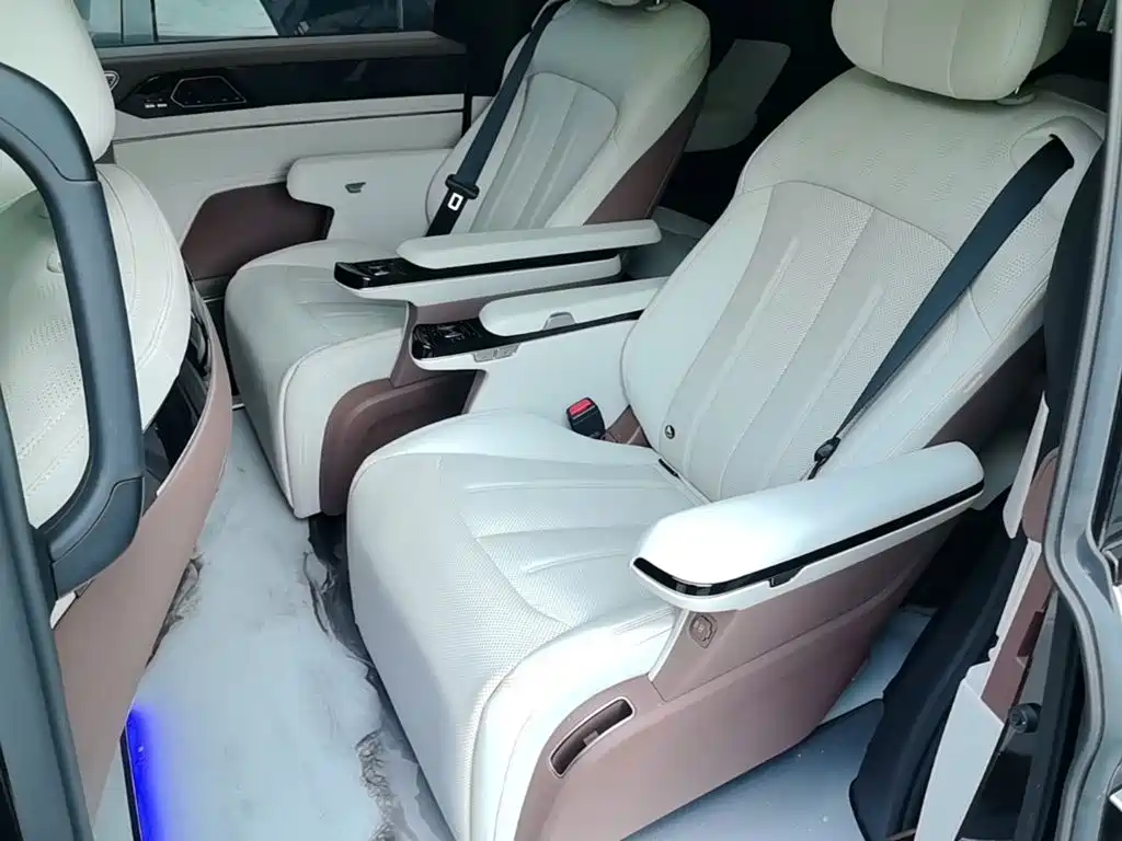 BYD Xia — миниатюра 17