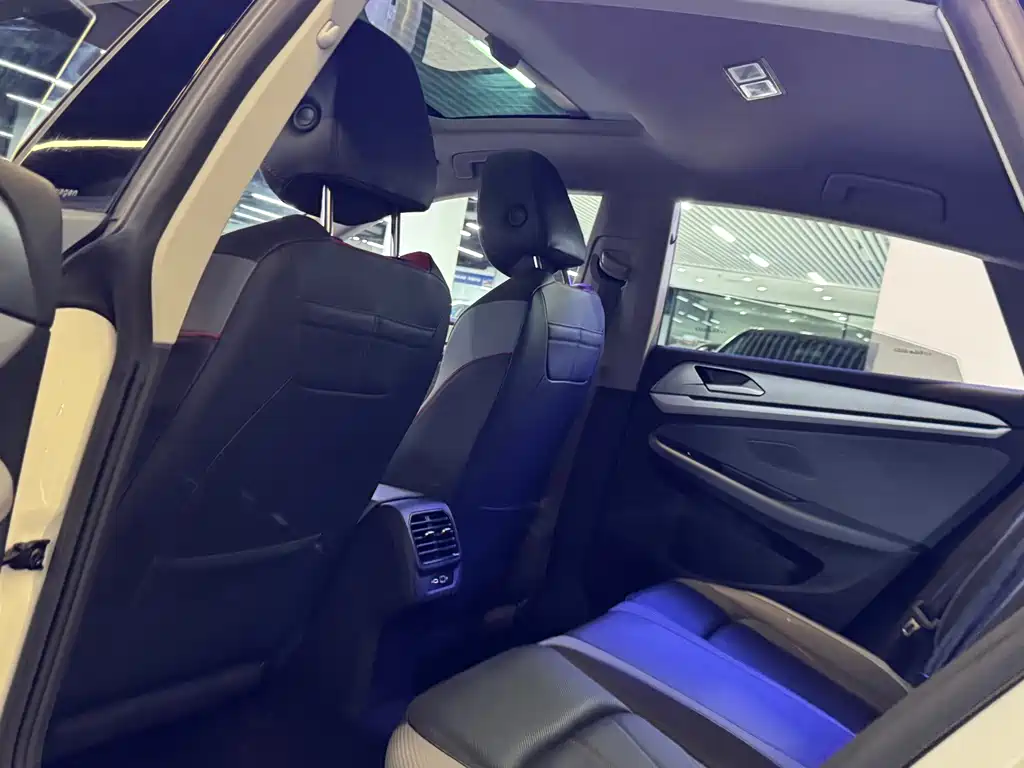 Volkswagen Lamando — миниатюра 17