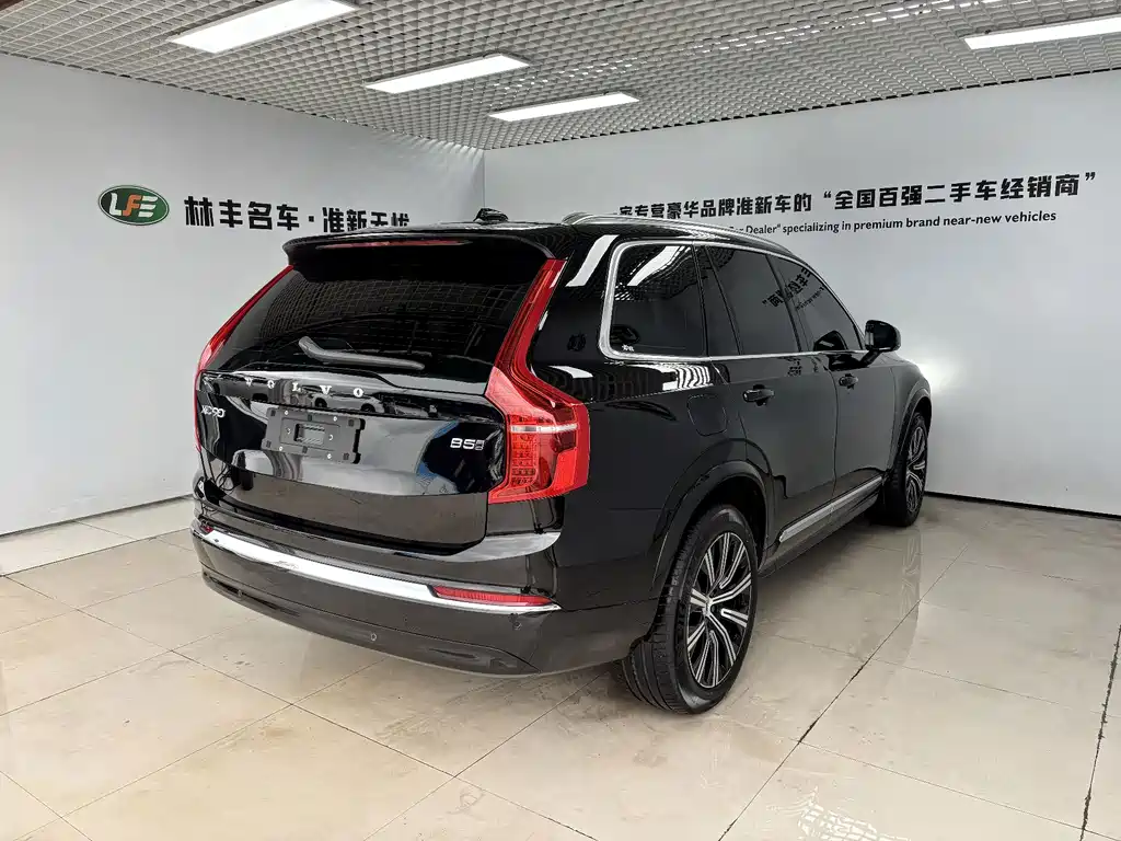 Volvo XC90 — миниатюра 5