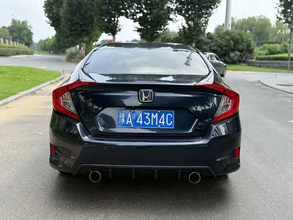 Honda Civic — миниатюра 4