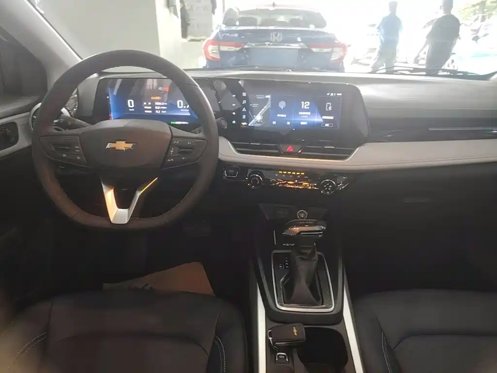Chevrolet Monza — миниатюра 10