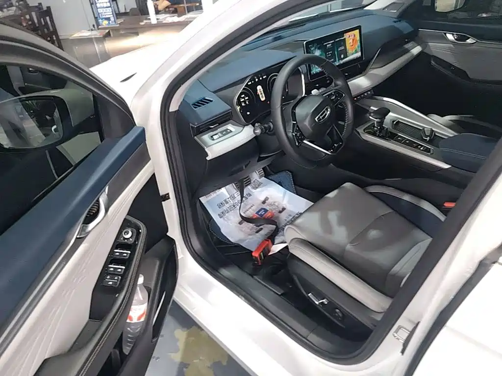 Geely Xingrui — миниатюра 16