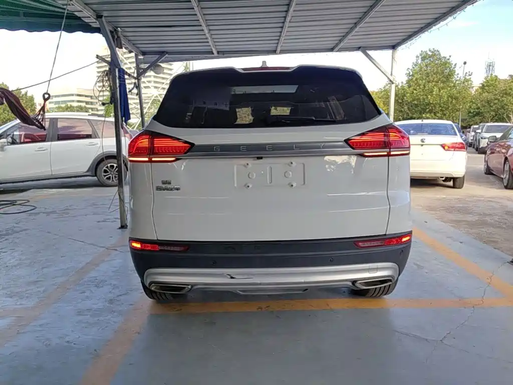 Geely Boyue — миниатюра 6