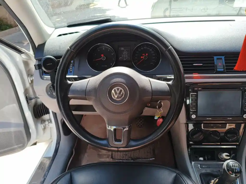 Volkswagen Bora — миниатюра 13