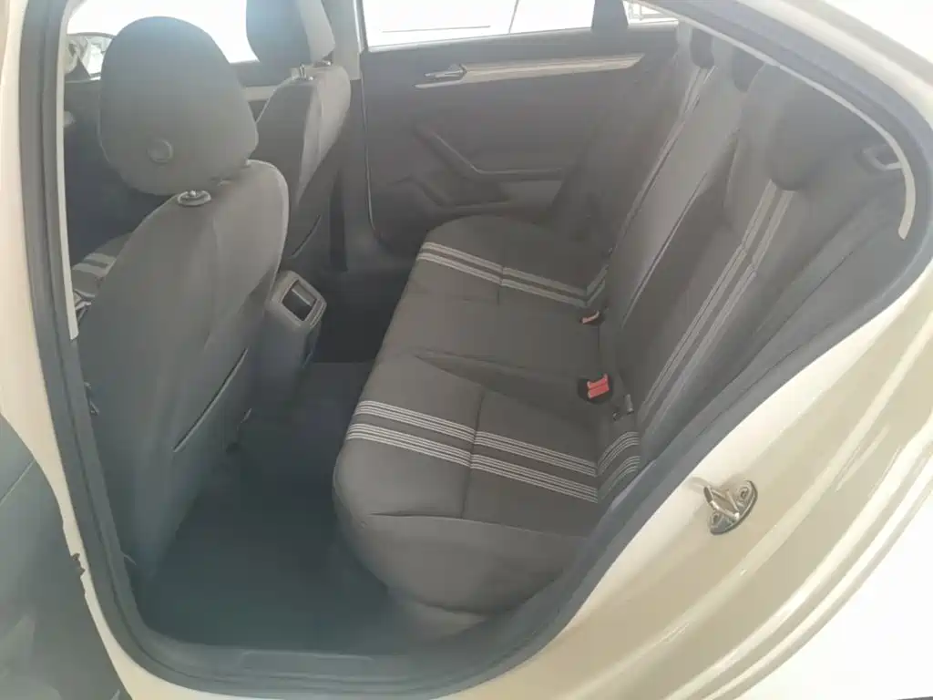 Volkswagen Lamando — миниатюра 17