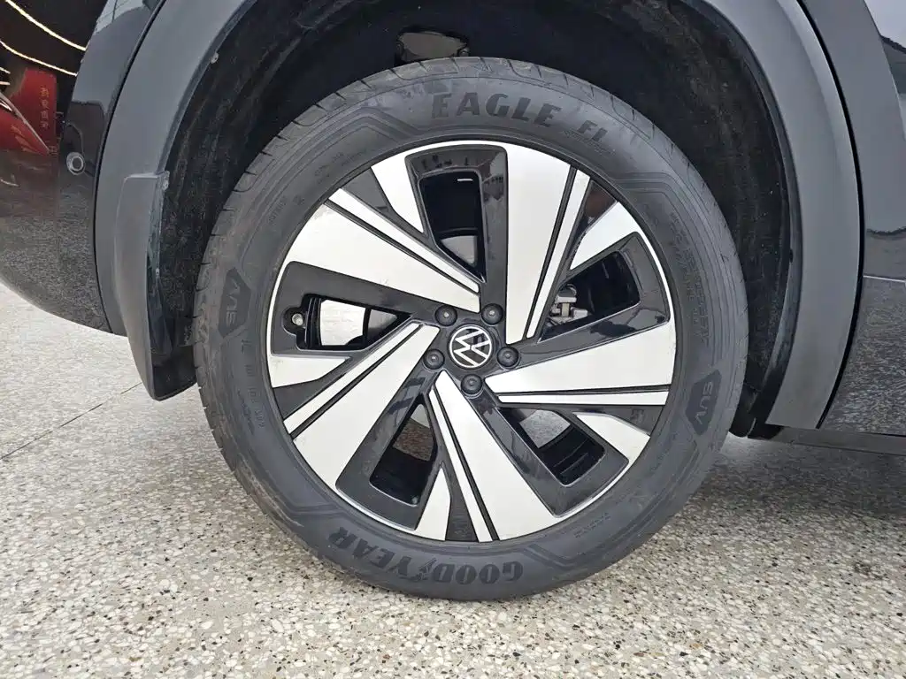 Volkswagen Teramont — миниатюра 15