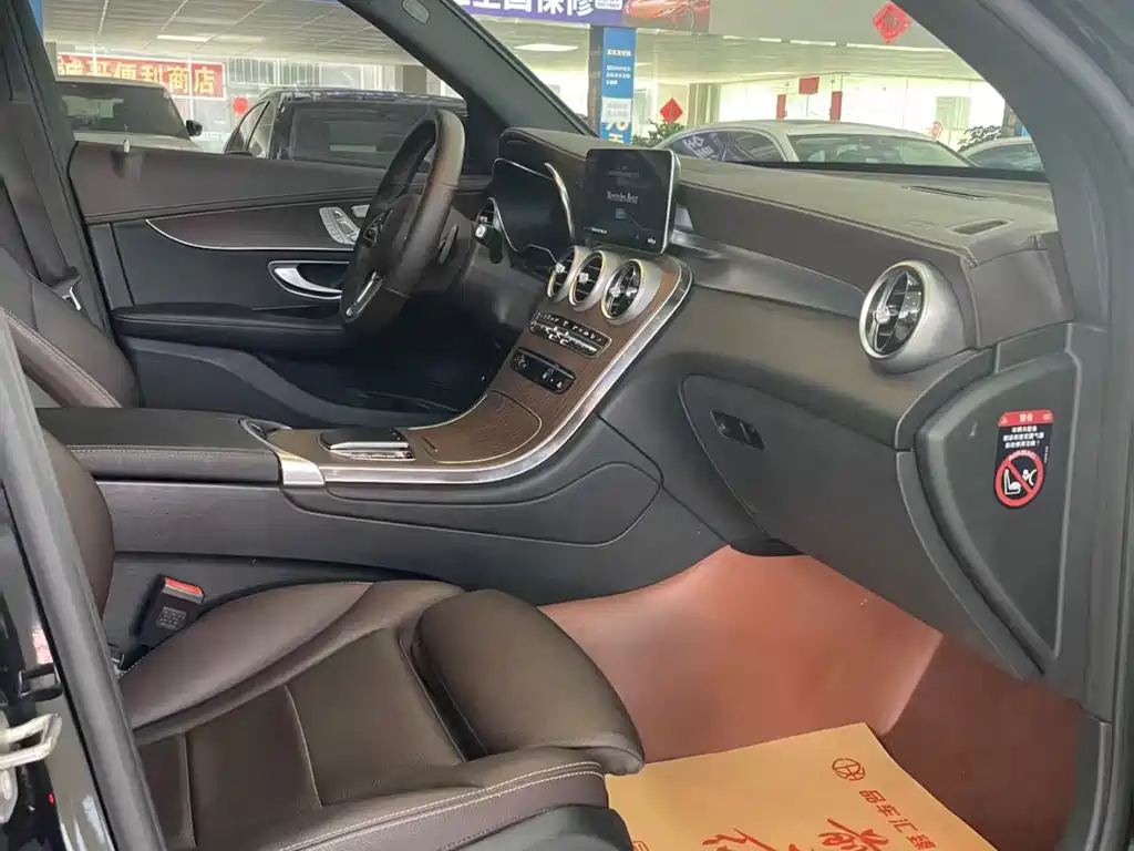 Mercedes-Benz GLC 2022 GLC 300 L 4MATIC