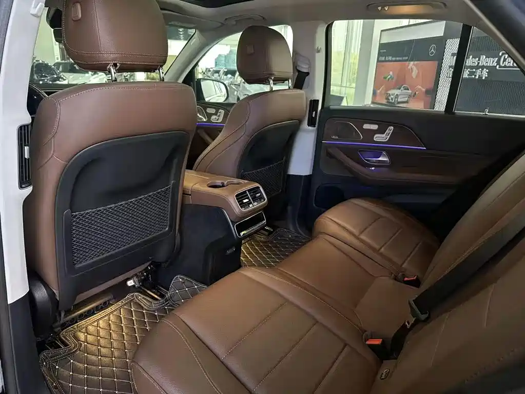 Mercedes-Benz GLE (Import) — миниатюра 7