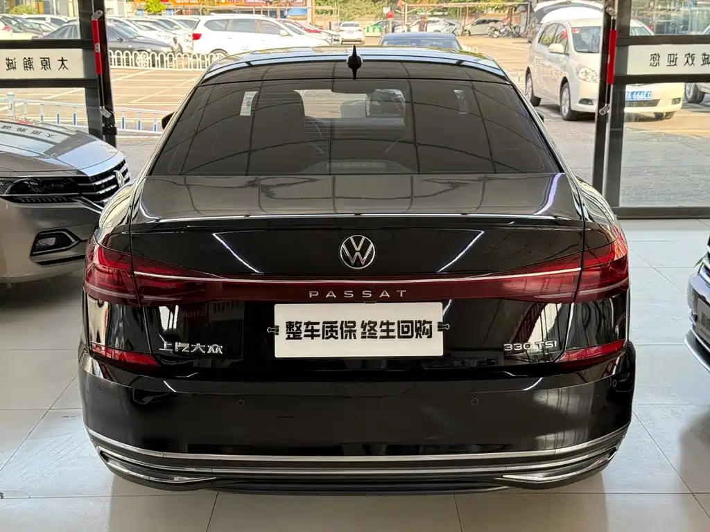 Volkswagen Passat — миниатюра 12