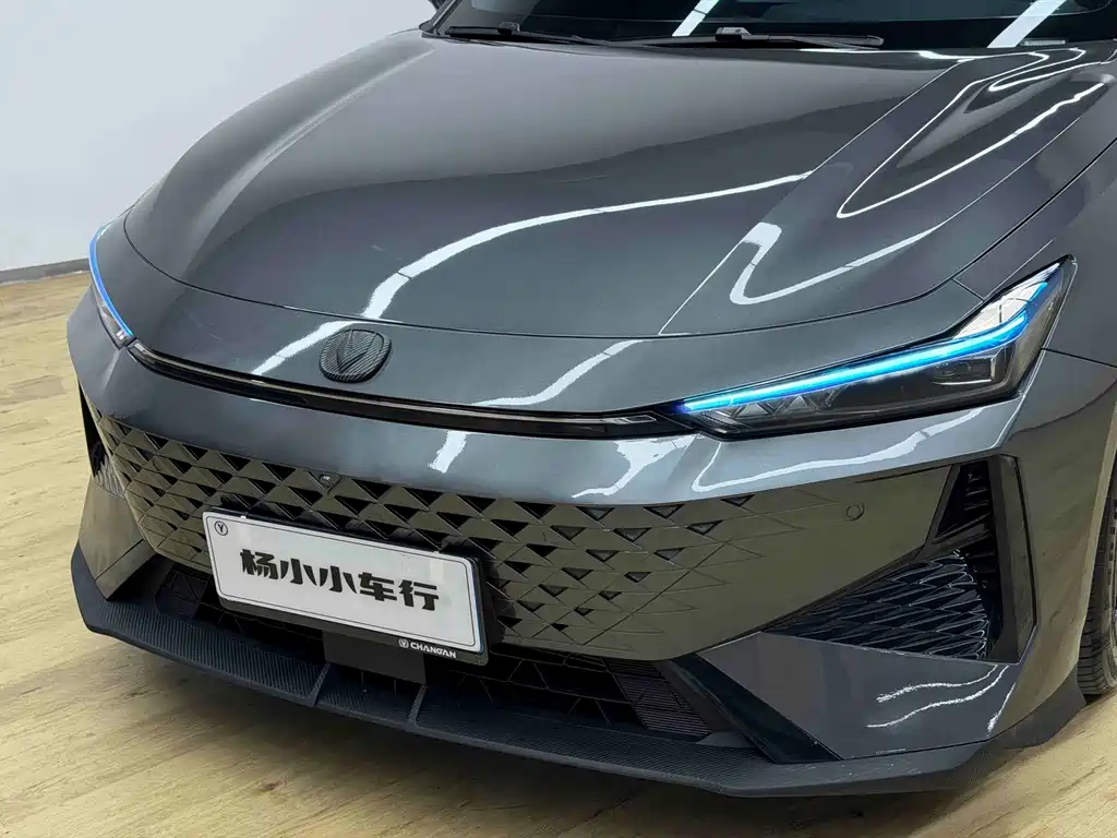 Changan UNI-V — миниатюра 4
