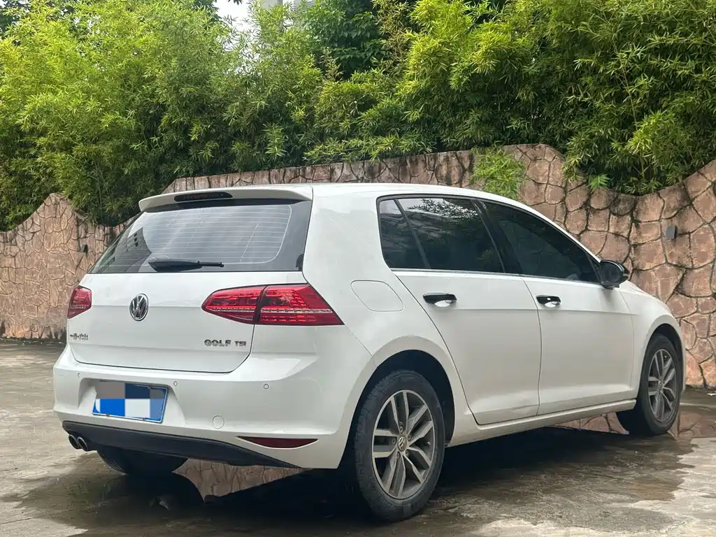 Volkswagen Golf — миниатюра 4