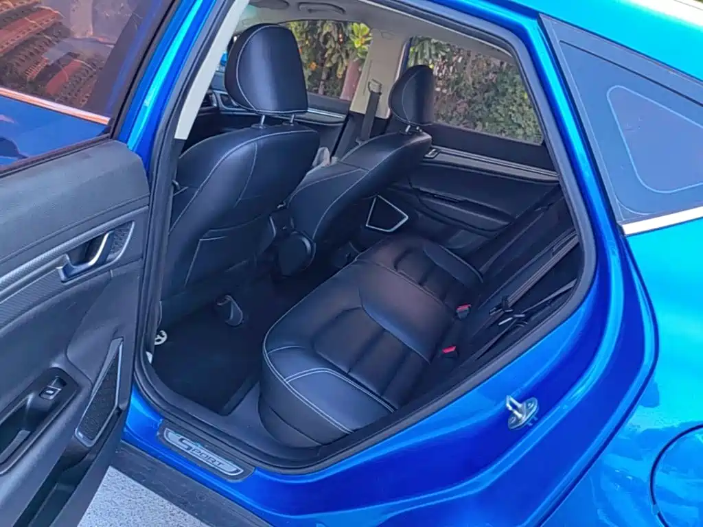 Geely Emgrand GS — миниатюра 17