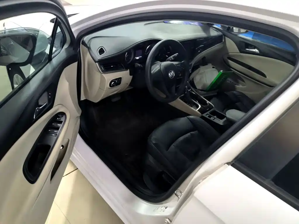 Buick Verano — миниатюра 16