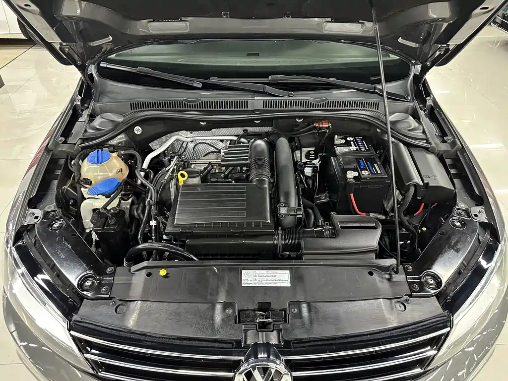 Volkswagen Sagitar — миниатюра 11