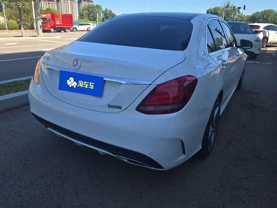 Mercedes-Benz C-Class — миниатюра 3
