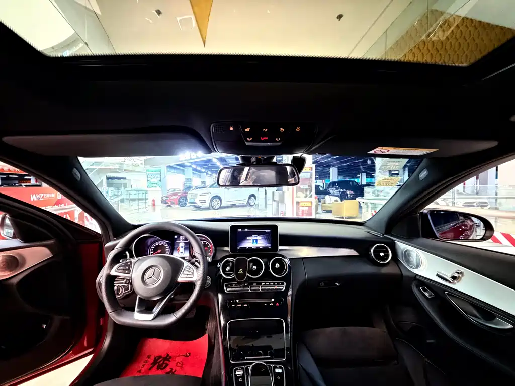 Mercedes-Benz C-Class — миниатюра 7