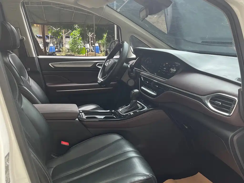 GAC Motor Trumpchi M6 — миниатюра 13