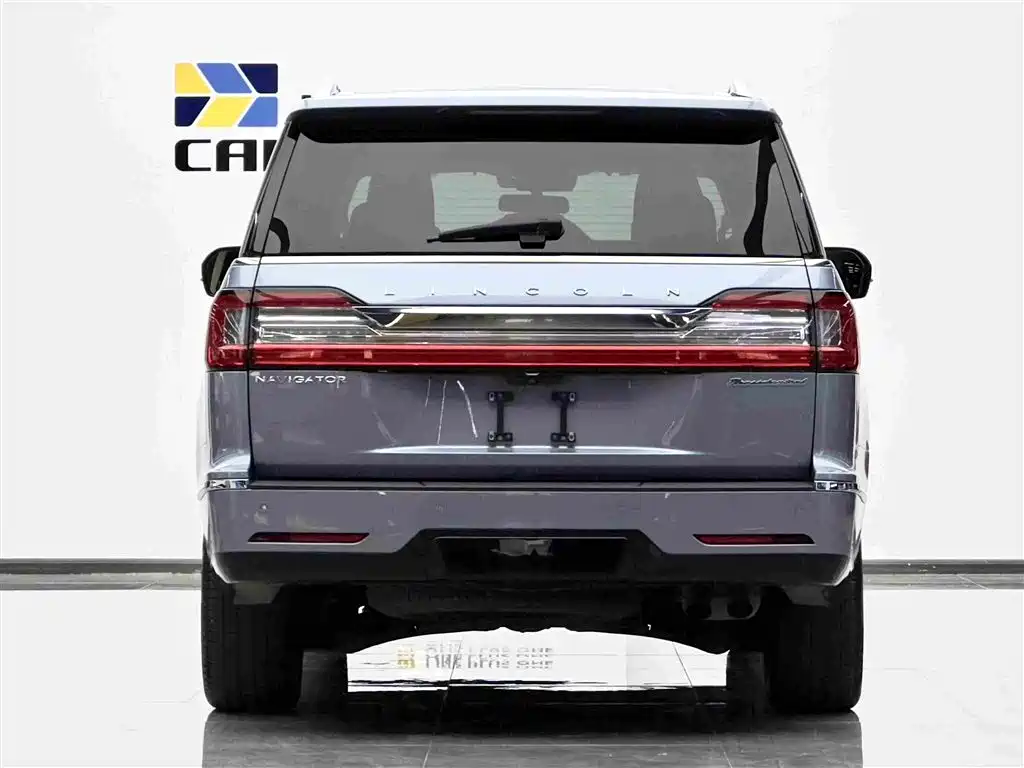 Lincoln Navigator — миниатюра 5