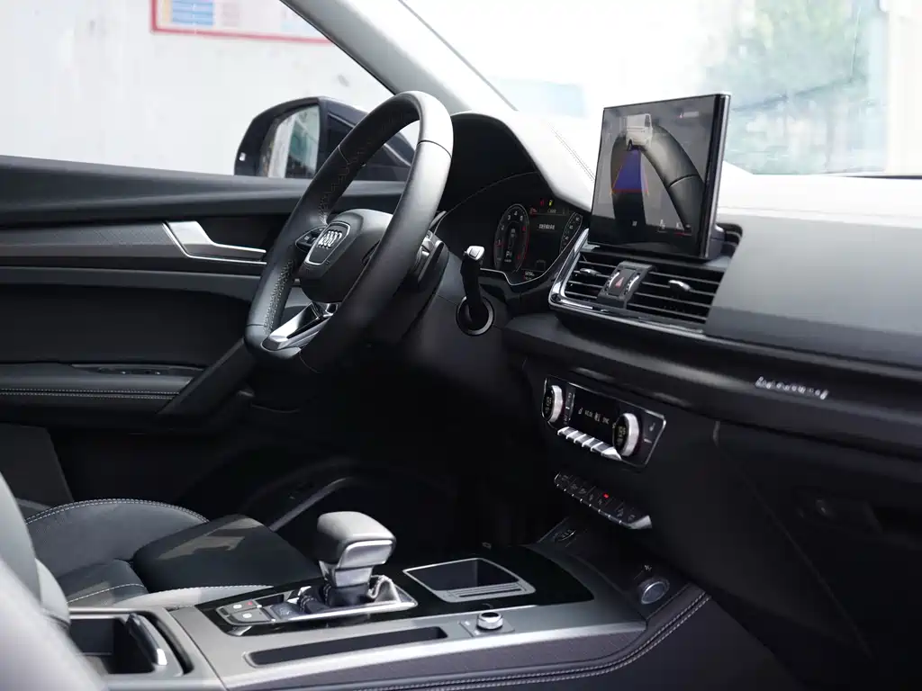 Audi Q5L — миниатюра 16
